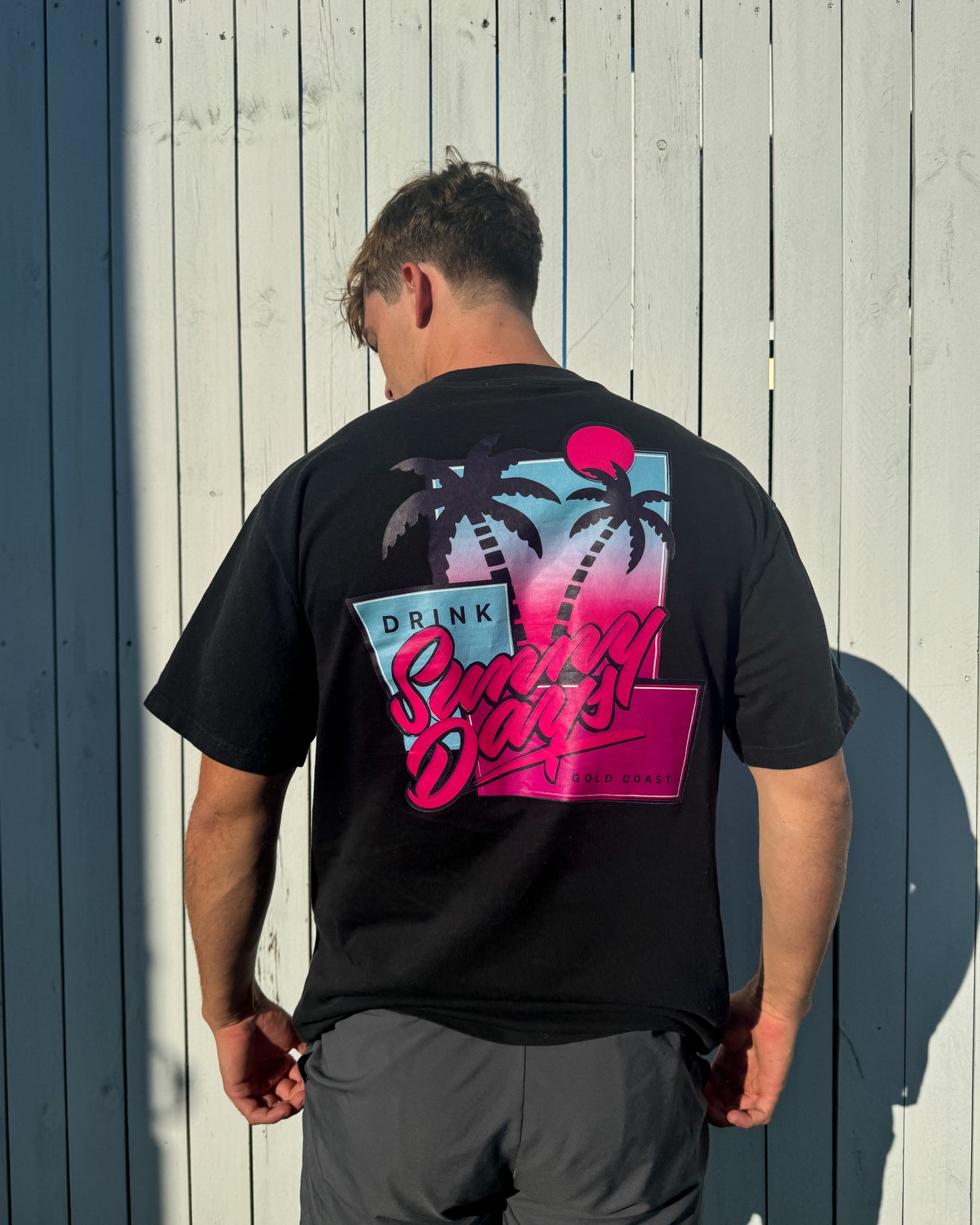 Sunny Days Club Tee - BLACK